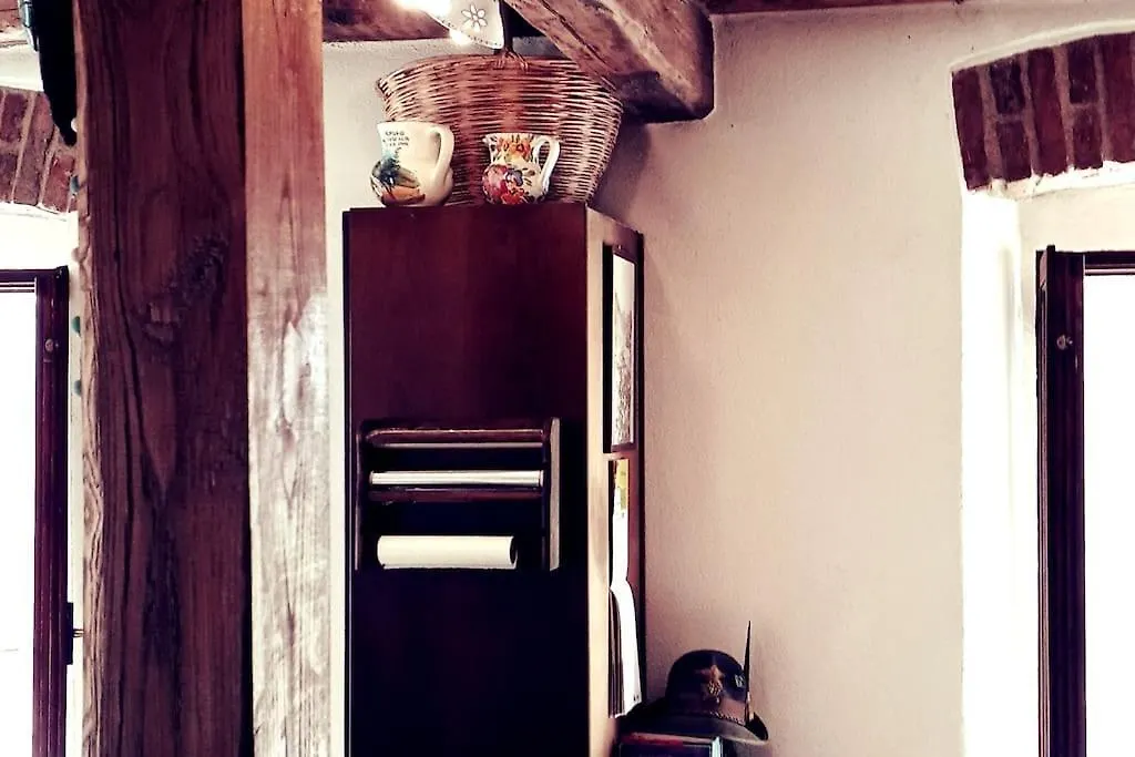 Incino Mountain Home 0*,