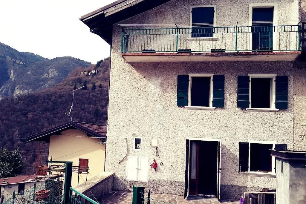 Incino Mountain Home 0*,  Italy
