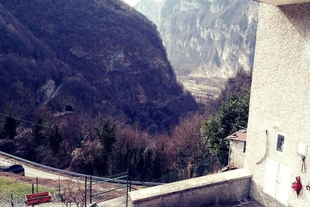 Incino Mountain Home 0*,  Italy